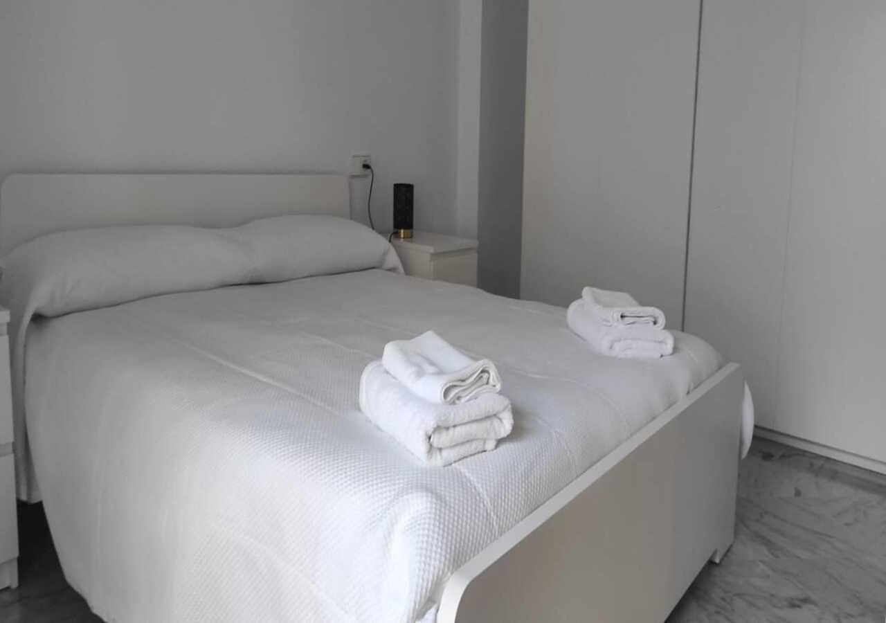 Encanto Urbano: Piso Centrico Totalmente Equipado Lebrija Luaran gambar