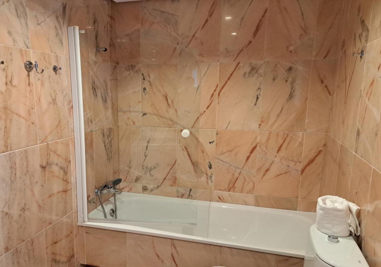 Encanto Urbano: Piso Centrico Totalmente Equipado Lebrija Luaran gambar